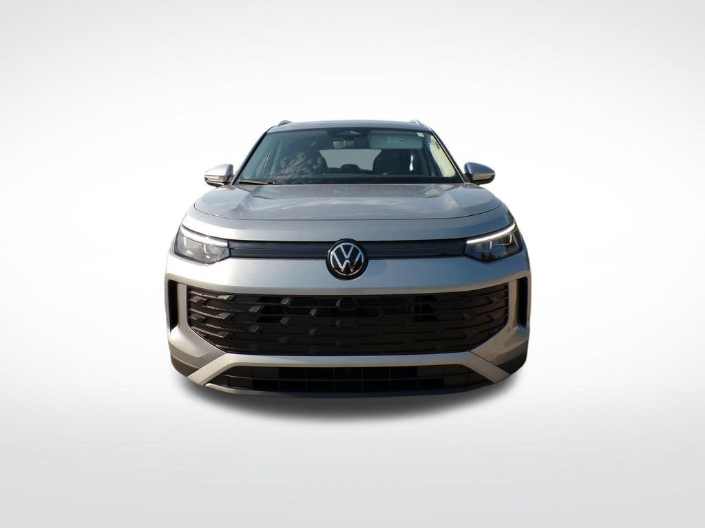 Used 2026 Volkswagen Tiguan SE AWD/4WD image 8
