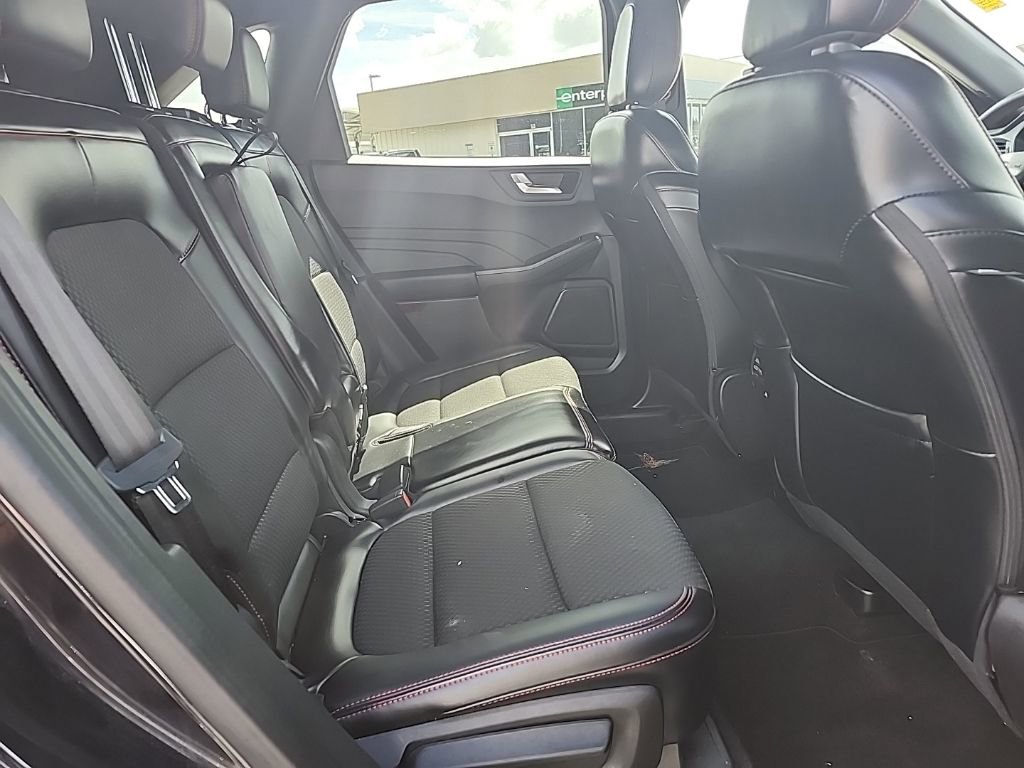 Used 2023 Ford Escape ST-Line FWD image 15
