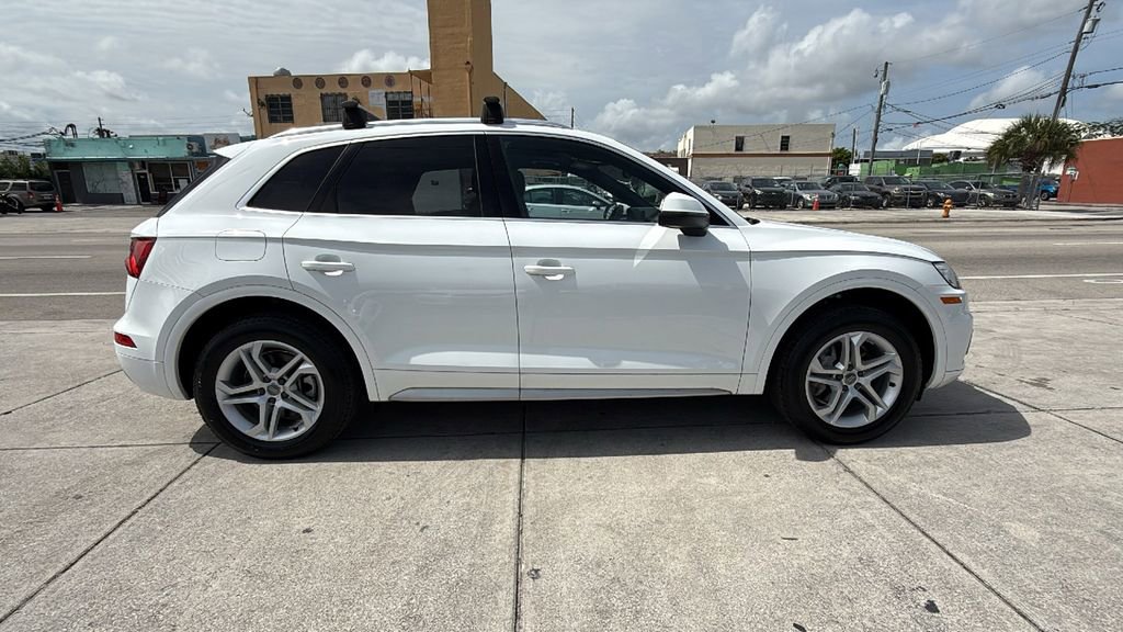 Used 2019 Audi Q5 2.0T Premium w/ Convenience Package AWD/4WD image 16