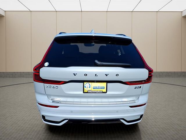 New 2026 Volvo XC60 B5 Ultra w/ Protection Package Premier image 8