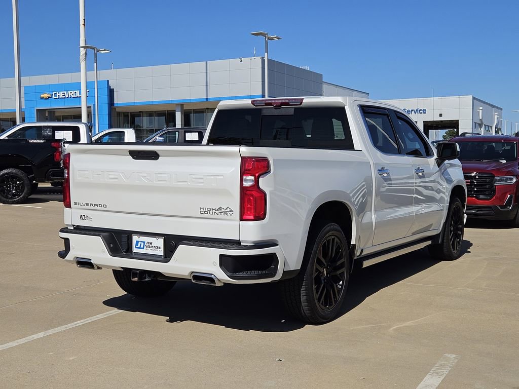 Used 2020 Chevrolet Silverado 1500 High Country w/ Technology Package AWD/4WD image 10