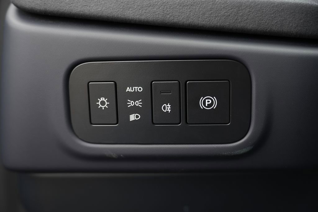 Used 2023 Fisker Ocean One image 45