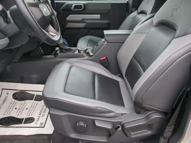 Used 2023 Ford Bronco Black Diamond AWD/4WD image 7