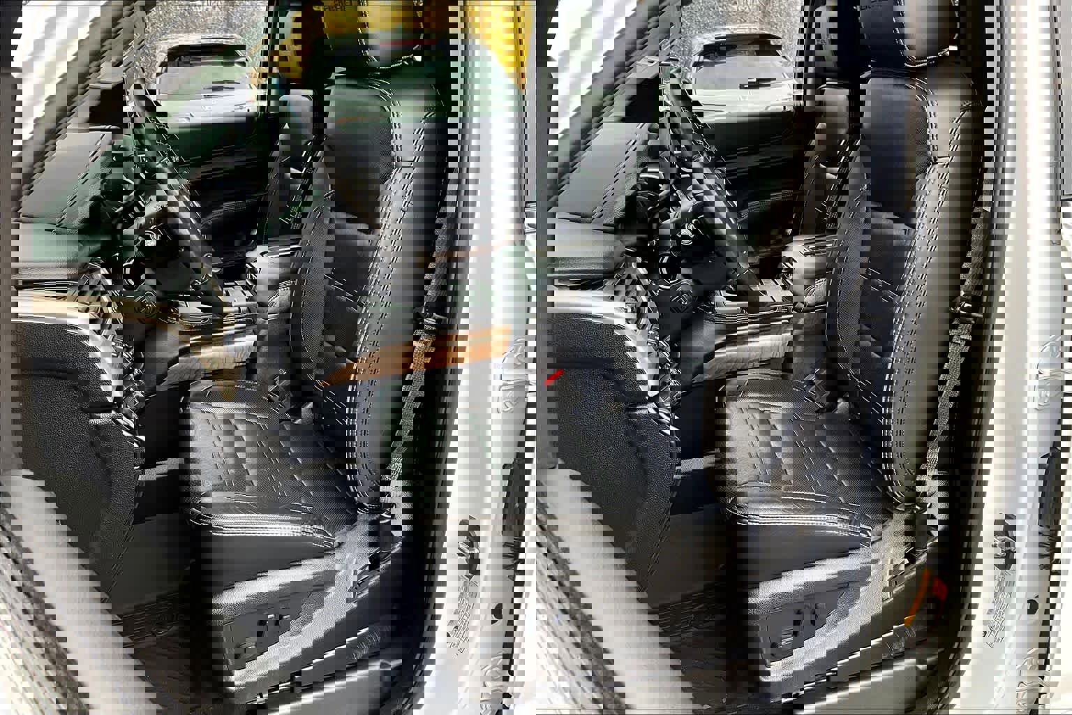 Used 2019 GMC Yukon Denali w/ Denali Ultimate Package image 8