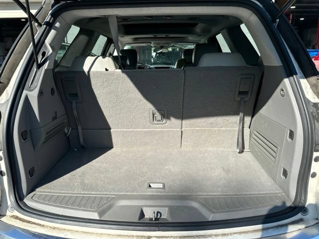Used 2015 GMC Acadia SLT FWD image 13