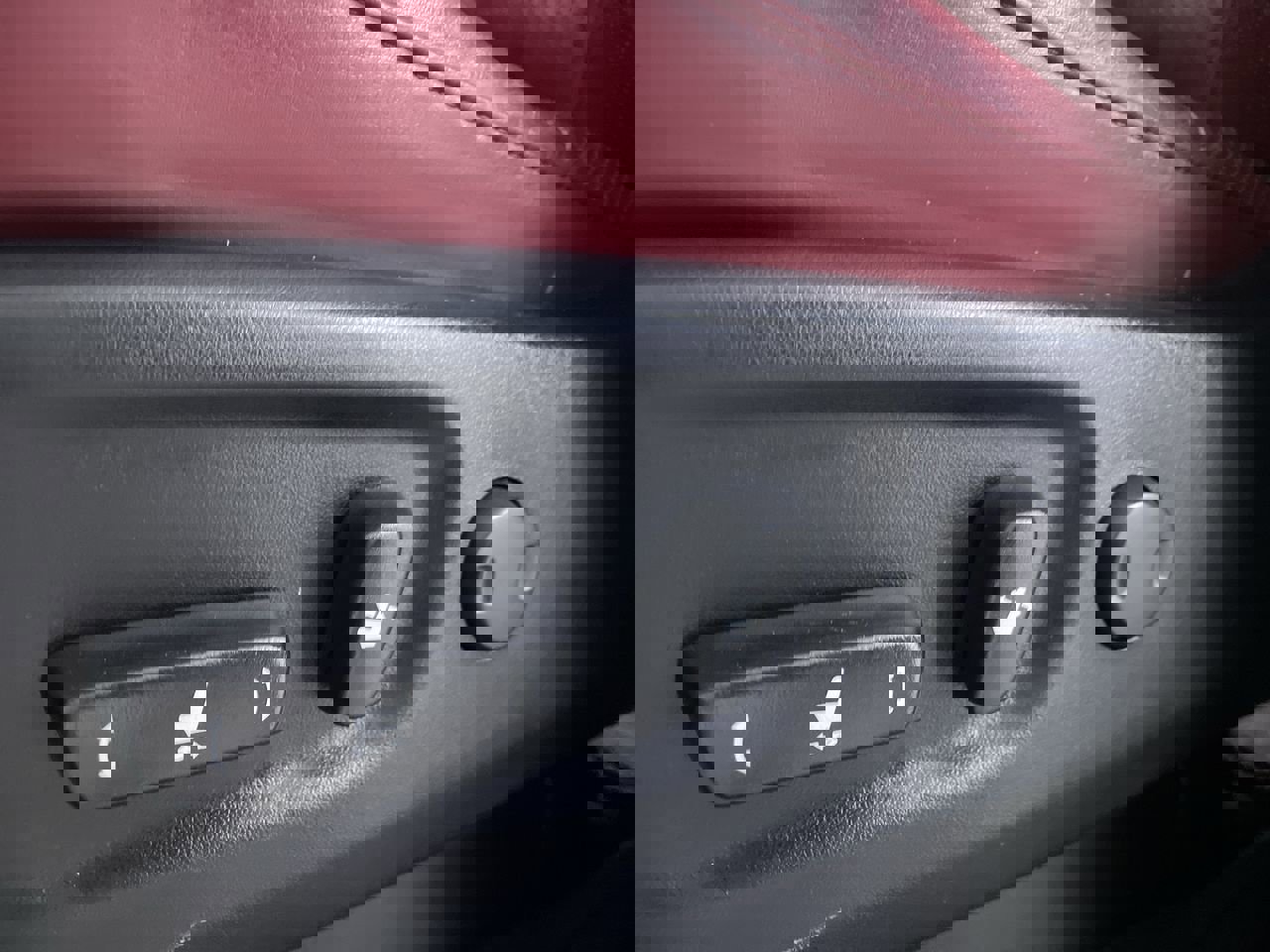 Used 2022 Lexus GX 460 Luxury w/ Sport Design Package image 13