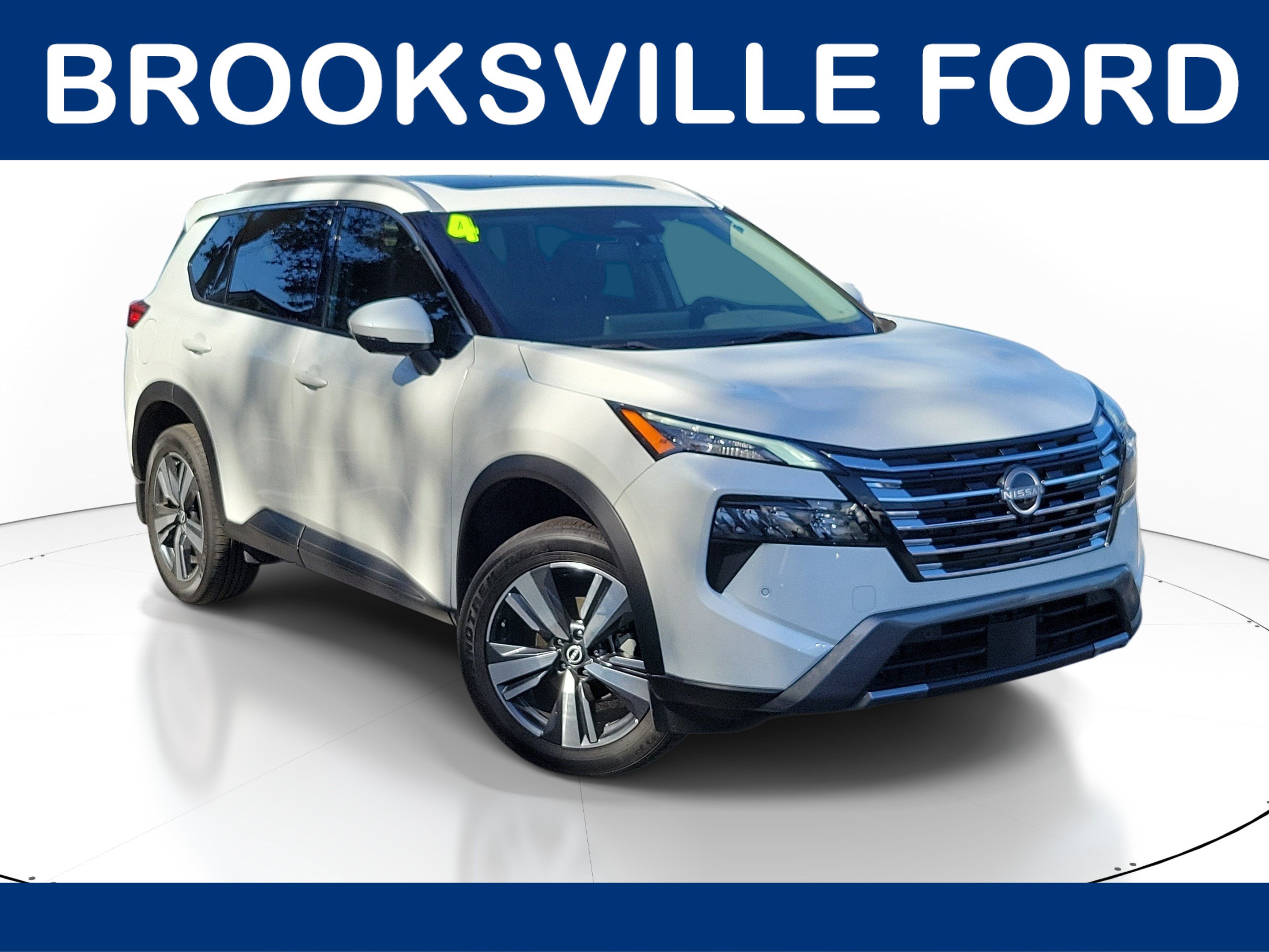 Used 2024 Nissan Rogue SL w/ SL Premium Package FWD image 1