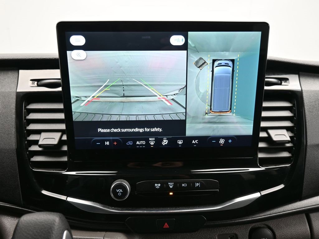 Used 2023 Ford Transit 350 XLT image 21