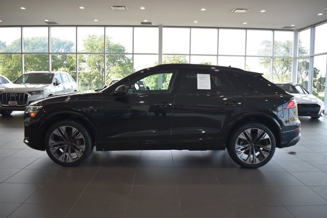Used 2024 Audi Q8 Premium Plus w/ Premium Plus Package AWD/4WD image 4