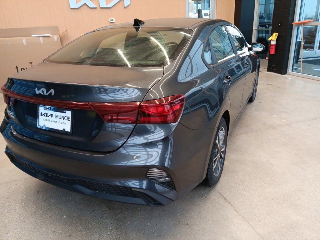 Used 2023 Kia Forte LXS image 14