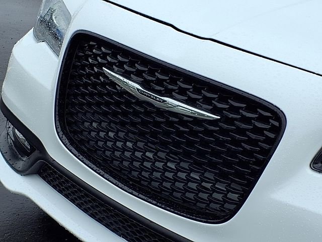 Used 2020 Chrysler 300 S RWD image 26
