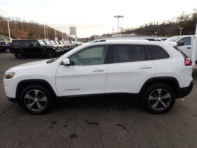 Certified 2019 Jeep Cherokee Limited w/ Trailer Tow Group image 2