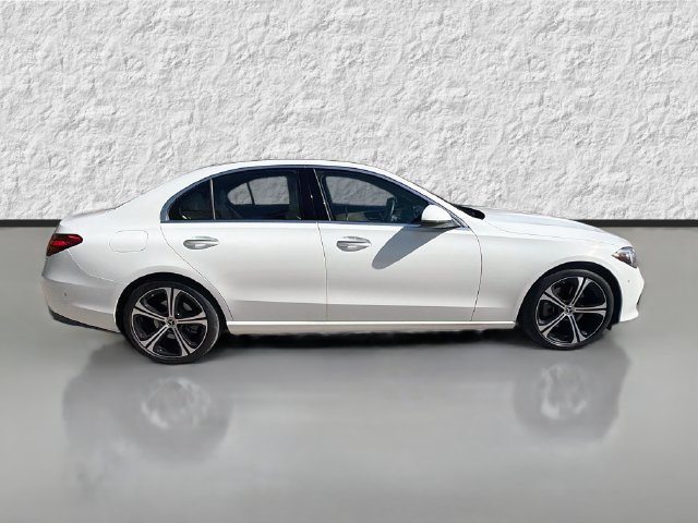 Used 2024 Mercedes-Benz C 300 Sedan image 2
