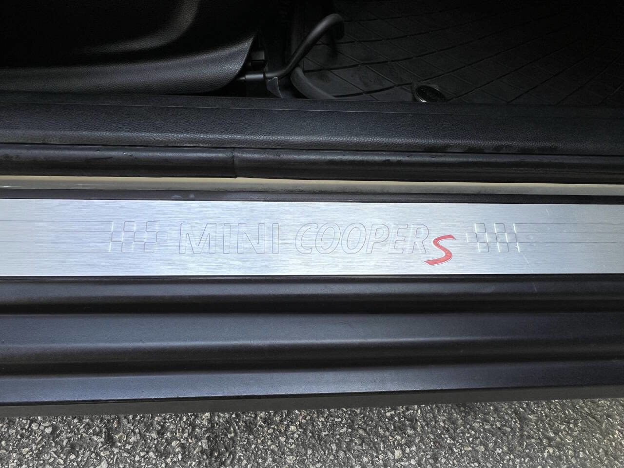 Used 2017 MINI Cooper Clubman S image 16