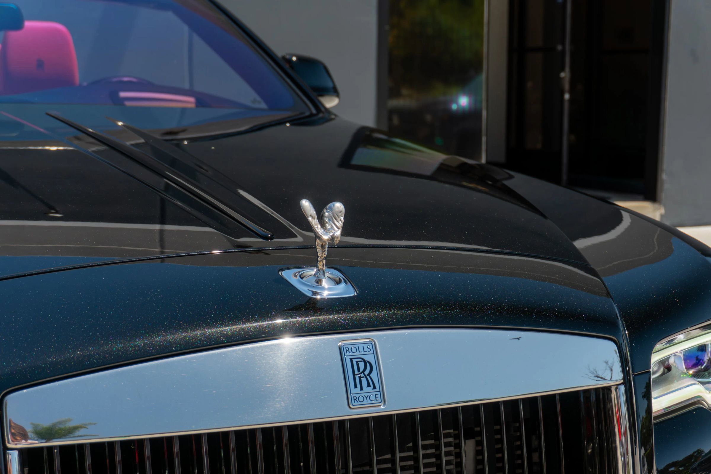 Used 2019 Rolls-Royce Dawn RWD image 35