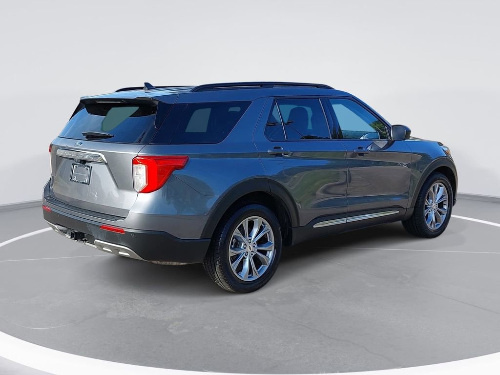 Used 2021 Ford Explorer XLT w/ Equipment Group 202A RWD image 5