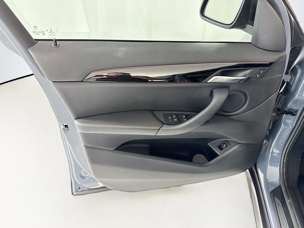 Used 2021 BMW X1 sDrive28i w/ Convenience Package FWD image 25