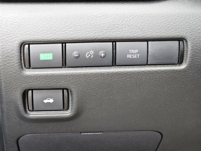 Certified 2024 Nissan Sentra SV FWD image 20
