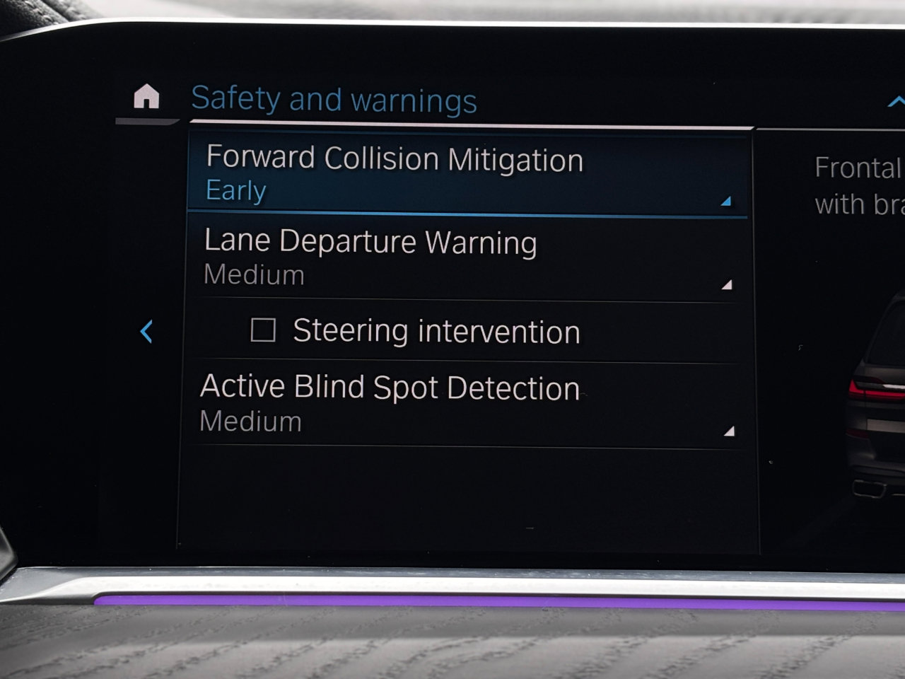 Used 2022 BMW X7 xDrive40i w/ M Sport Package image 7