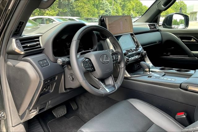 New 2026 Lexus LX 700h Luxury AWD/4WD image 6