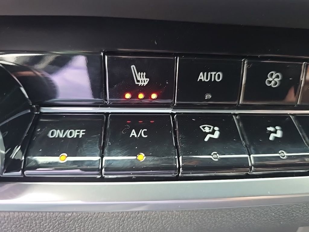 New 2026 Chevrolet Equinox LT w/ Convenience Package II image 23