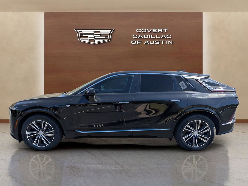 New 2026 Cadillac Lyriq Luxury w/ LPO, Floor Liner Package AWD/4WD image 4