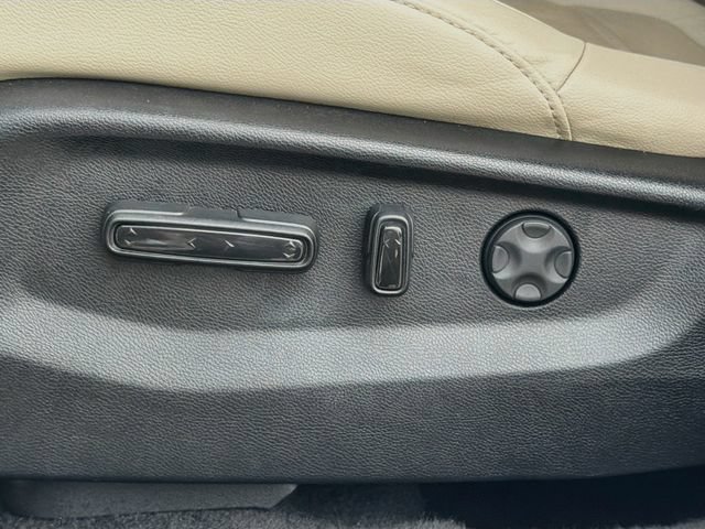 Used 2021 Honda CR-V Touring image 25