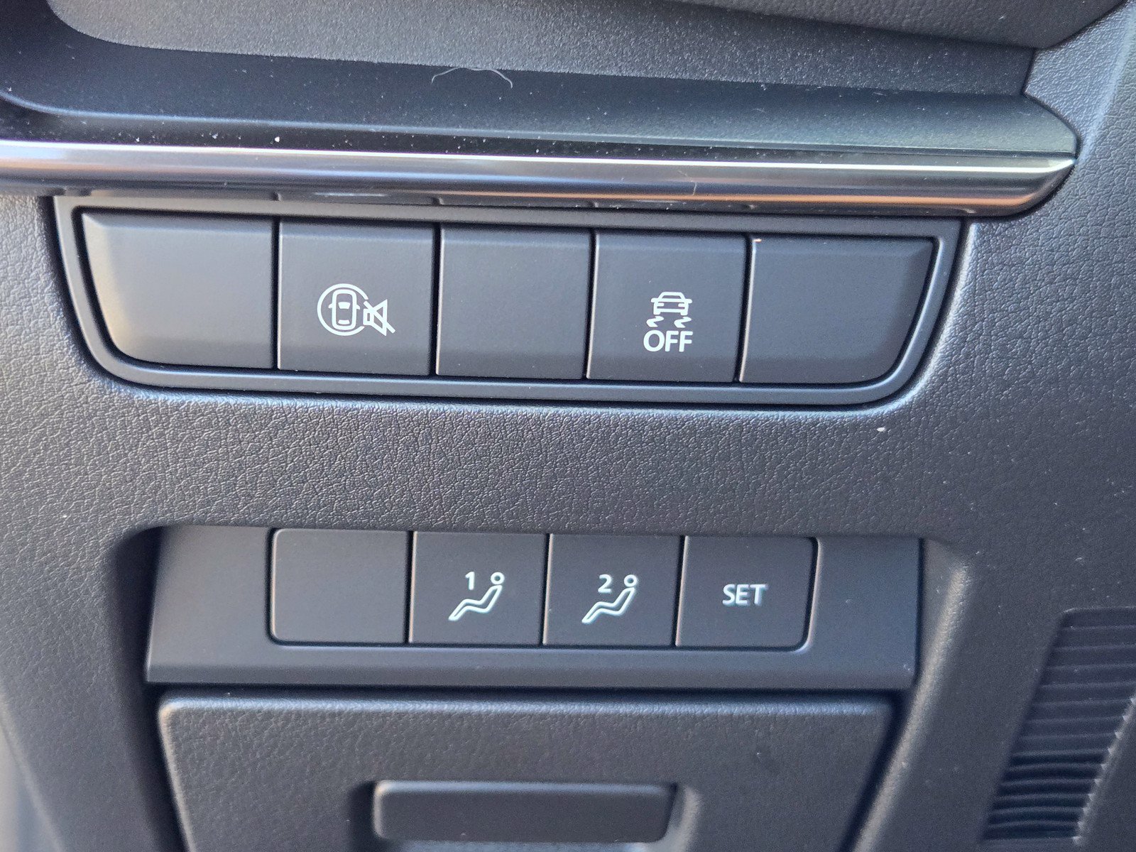 Used 2024 MAZDA MAZDA3 s FWD image 25