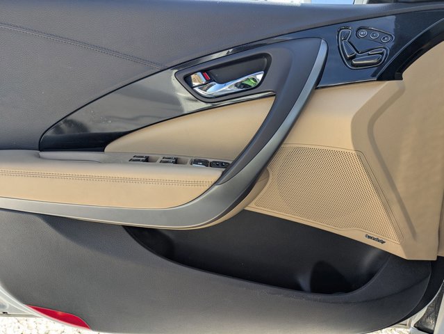 Used 2014 Hyundai Azera Limited image 8