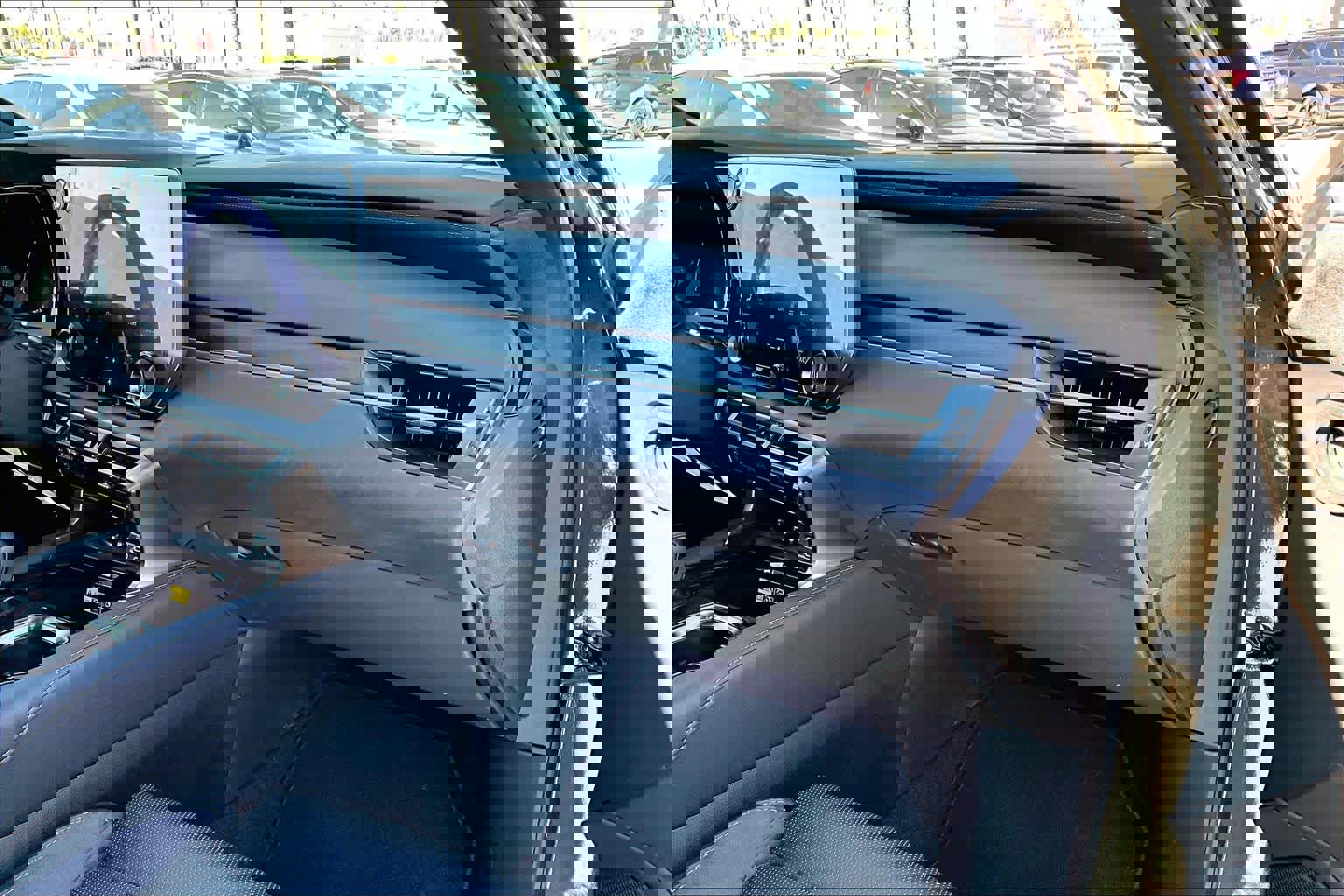 Used 2023 Lexus RX 350 Luxury w/ Cold Area Package image 19