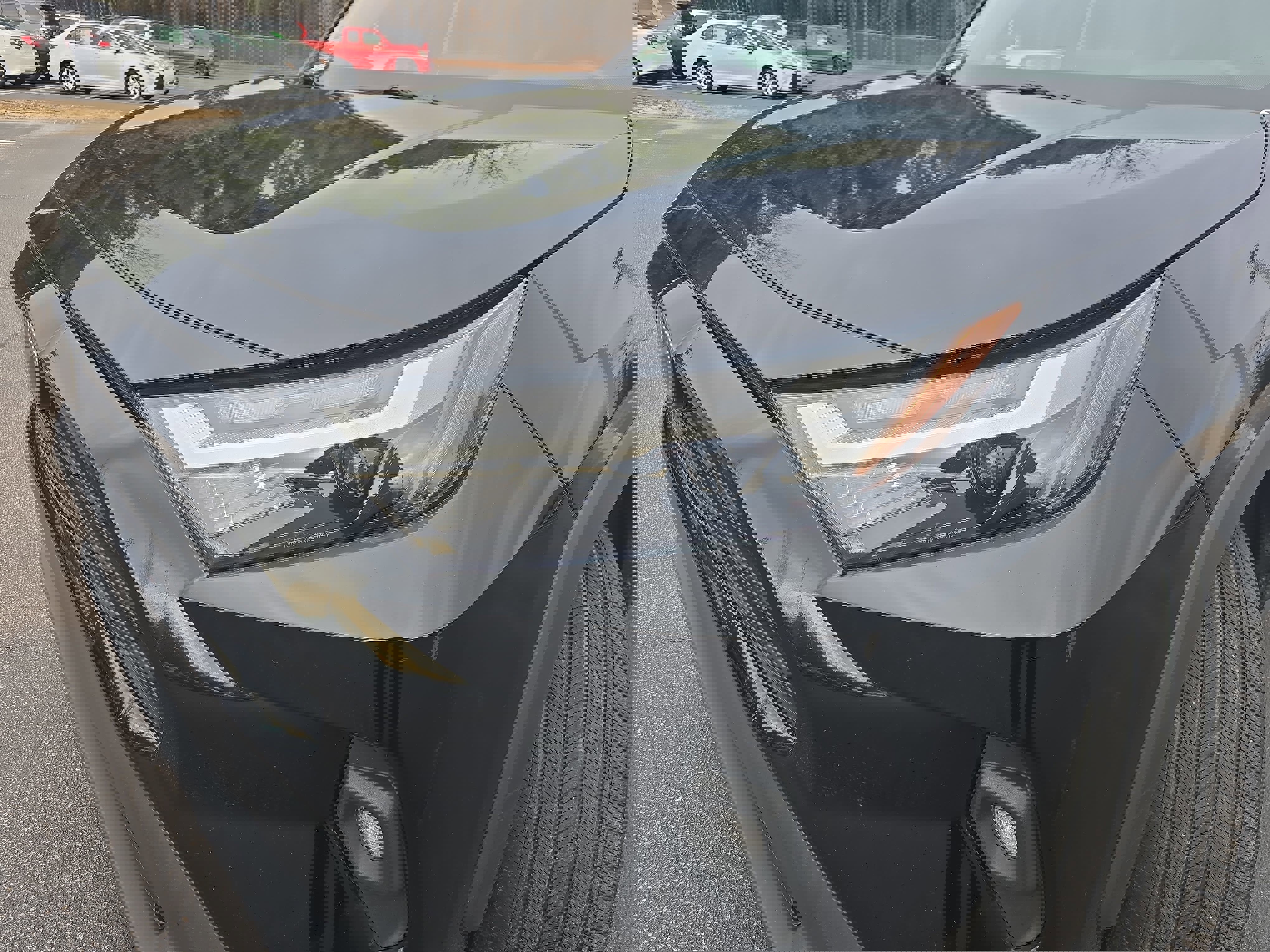 Used 2023 Toyota RAV4 XLE Premium image 33