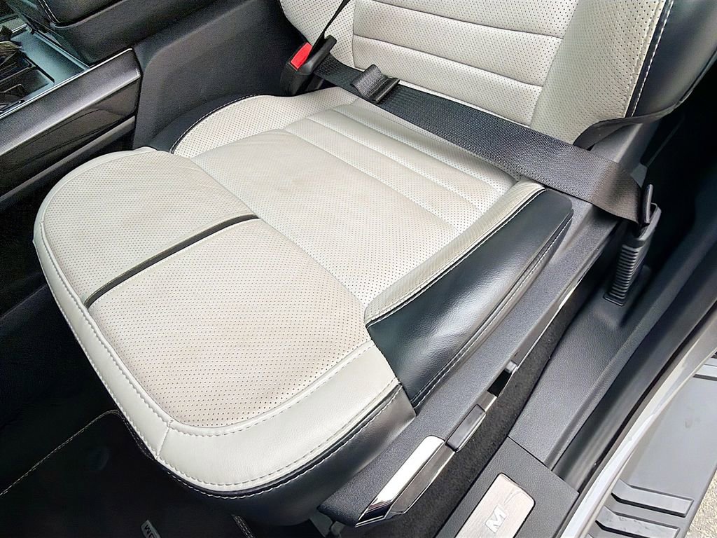 Used 2024 Ford F150 Lightning Platinum AWD/4WD image 20