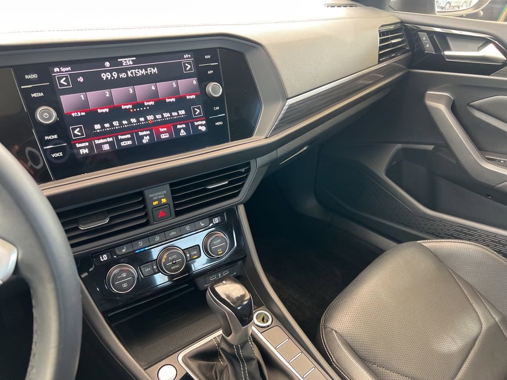 Certified 2024 Volkswagen Jetta SEL FWD image 25