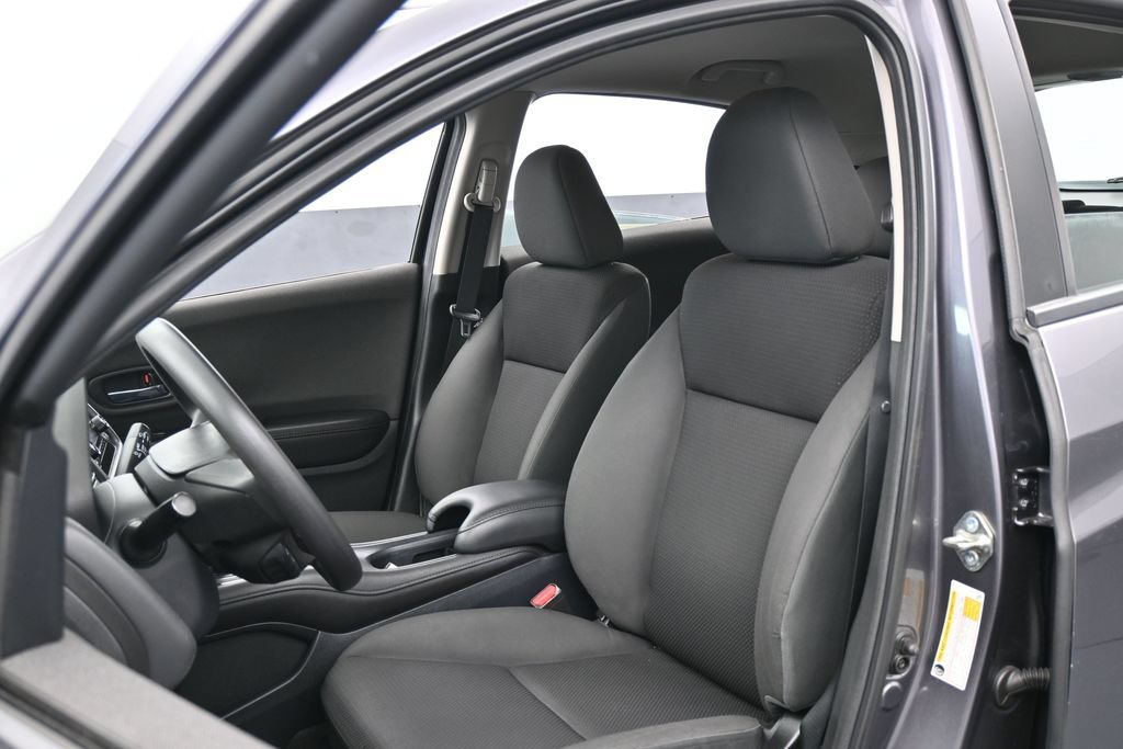 Used 2020 Honda HR-V LX image 10