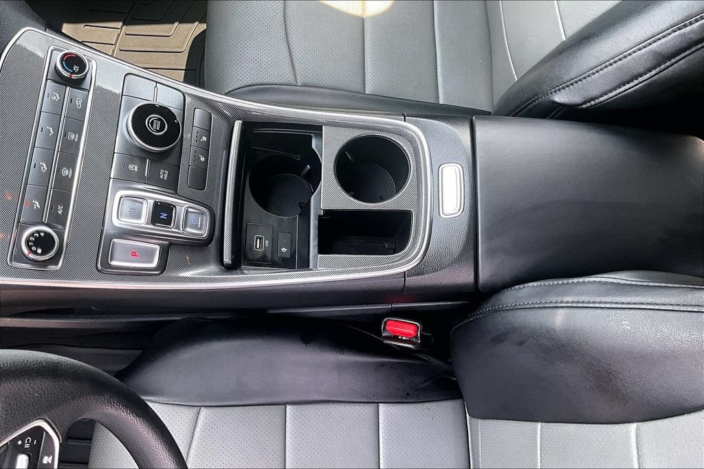 Certified 2022 Hyundai Santa Fe SEL FWD image 15