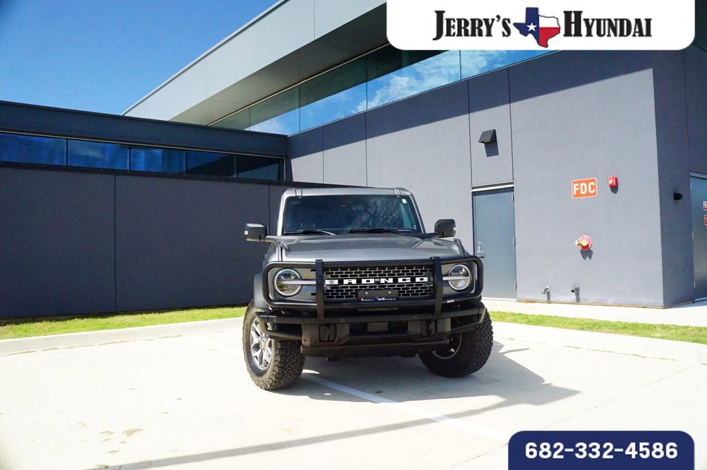 Used 2024 Ford Bronco Badlands AWD/4WD image 2