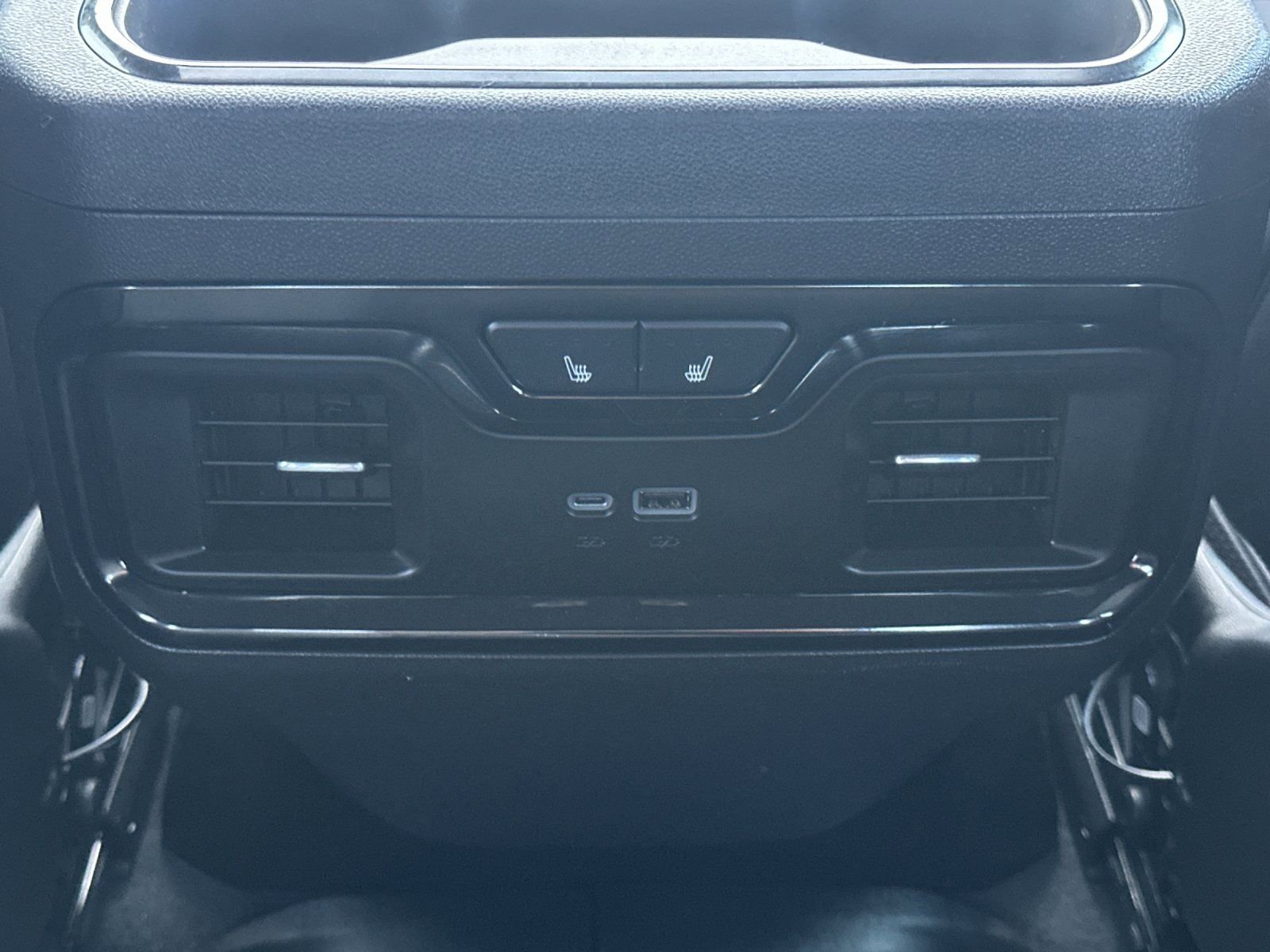 Used 2025 GMC Sierra 1500 AT4 w/ AT4 Premium Package image 14