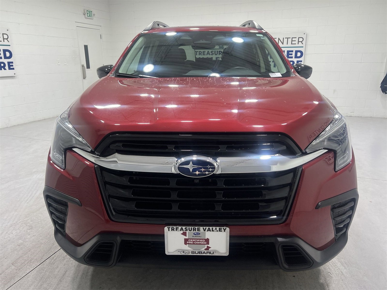 Used 2024 Subaru Ascent Limited w/ Technology Package image 3