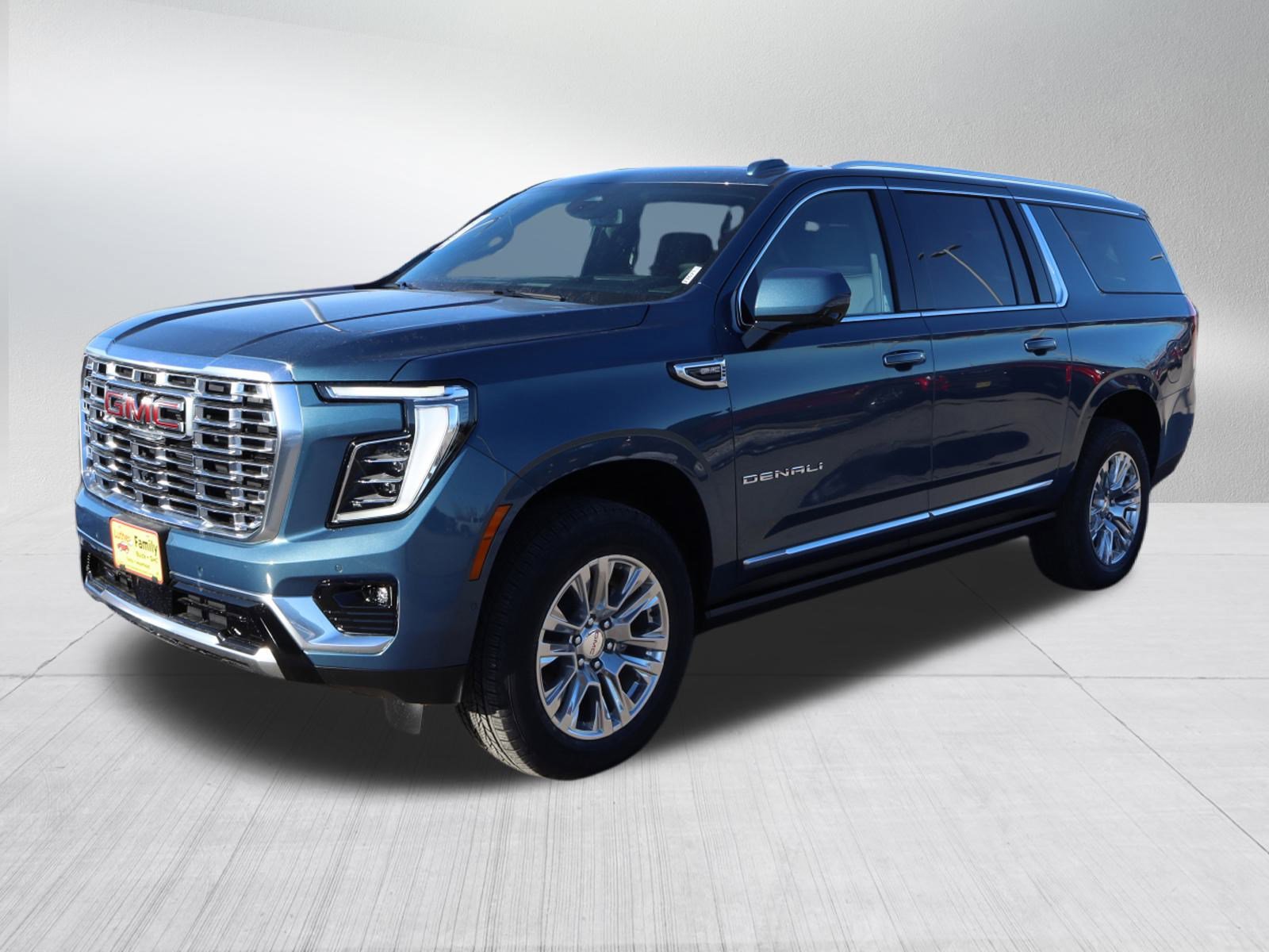 New 2026 GMC Yukon XL Denali w/ Sun & Power Step Package image 3