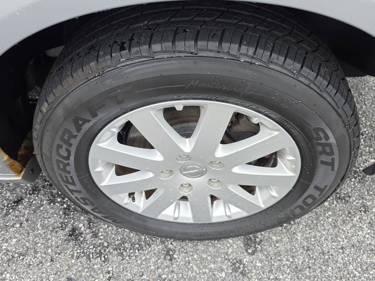 Used 2014 Chrysler Town & Country Touring FWD image 7