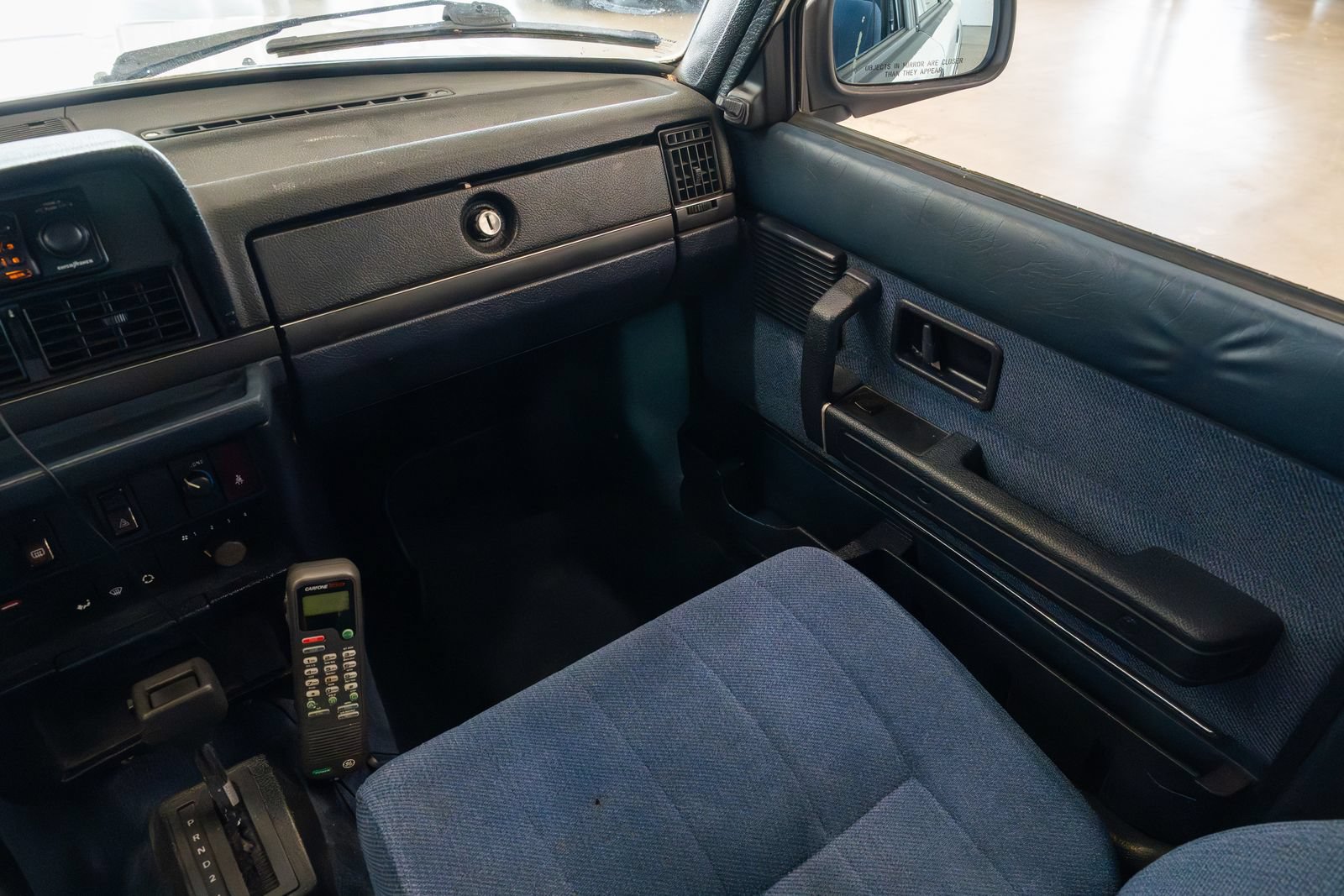 Used 1989 Volvo 240 DL RWD image 11