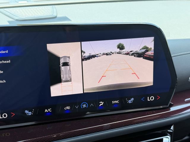 New 2026 Chevrolet Traverse Z71 w/ Enhanced Driving Package image 17