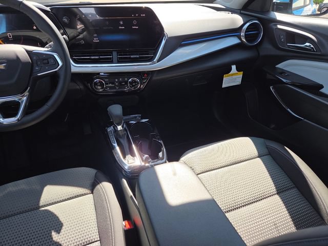 New 2026 Chevrolet Trax LT w/ Driver Confidence Package FWD image 30