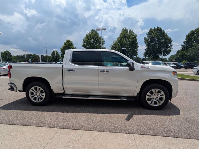 Used 2024 Chevrolet Silverado 1500 LTZ w/ Technology Package AWD/4WD image 8