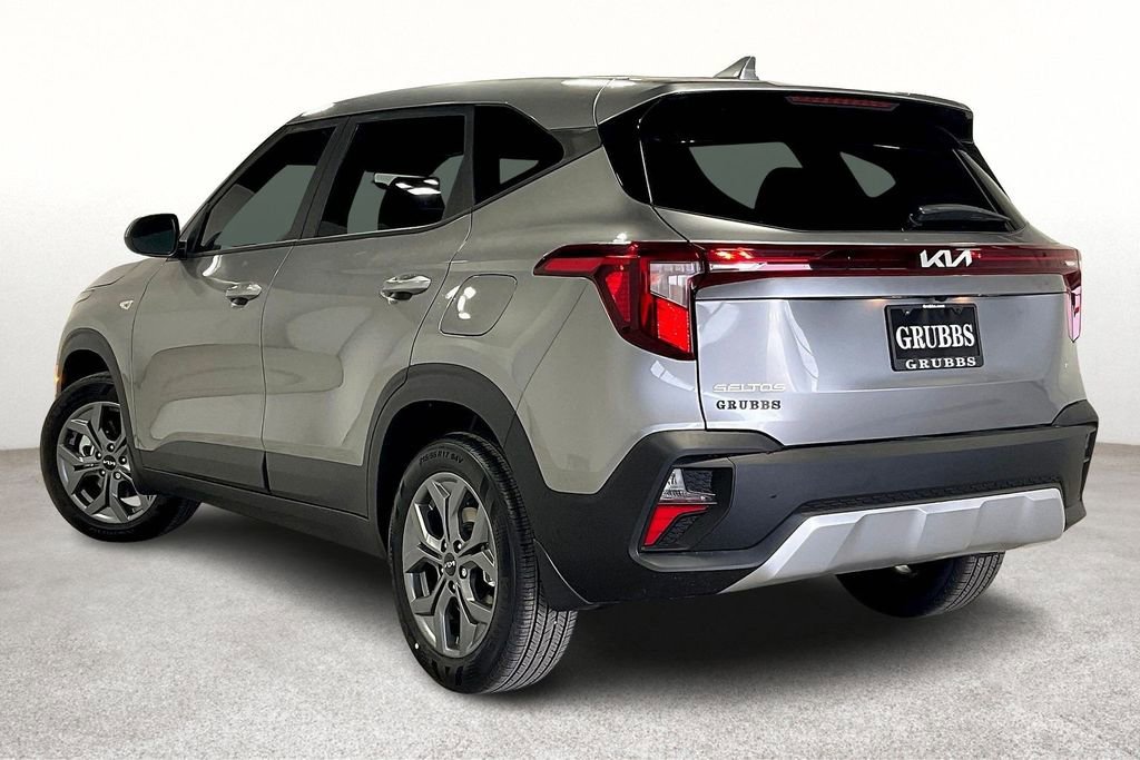 New 2026 Kia Seltos LX image 4
