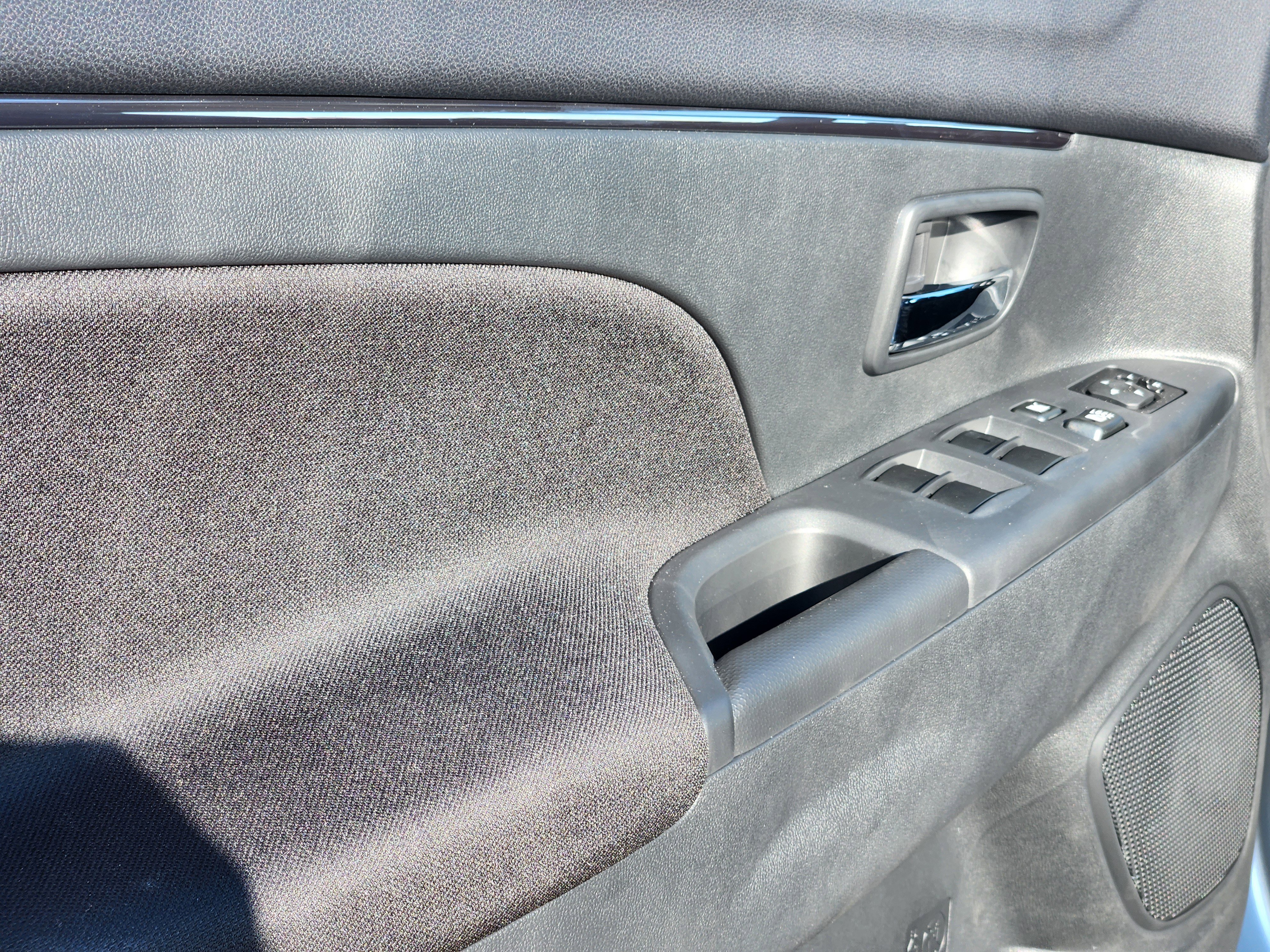 New 2025 Mitsubishi Outlander Sport ES image 18