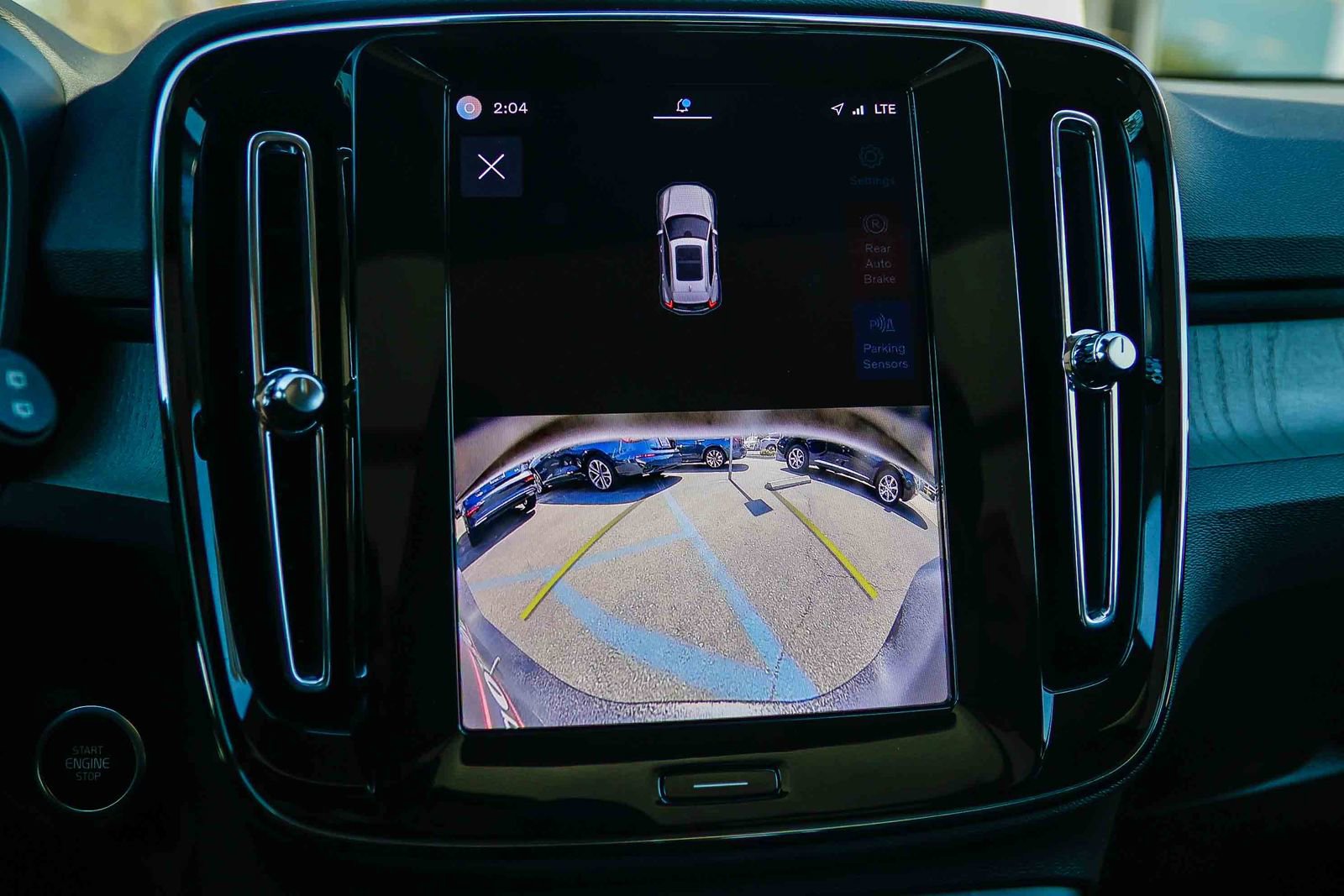 Used 2025 Volvo XC40 B5 Core AWD/4WD image 27