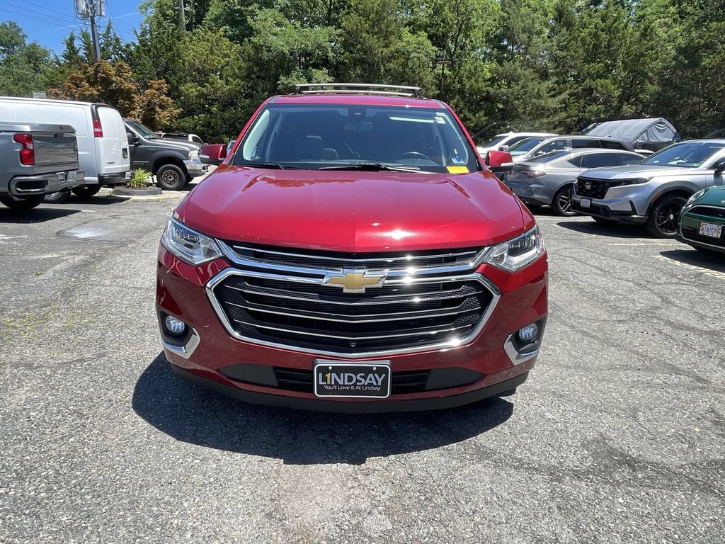 Used 2021 Chevrolet Traverse Premier w/ LPO, 'HIT The Road' Package AWD/4WD image 4