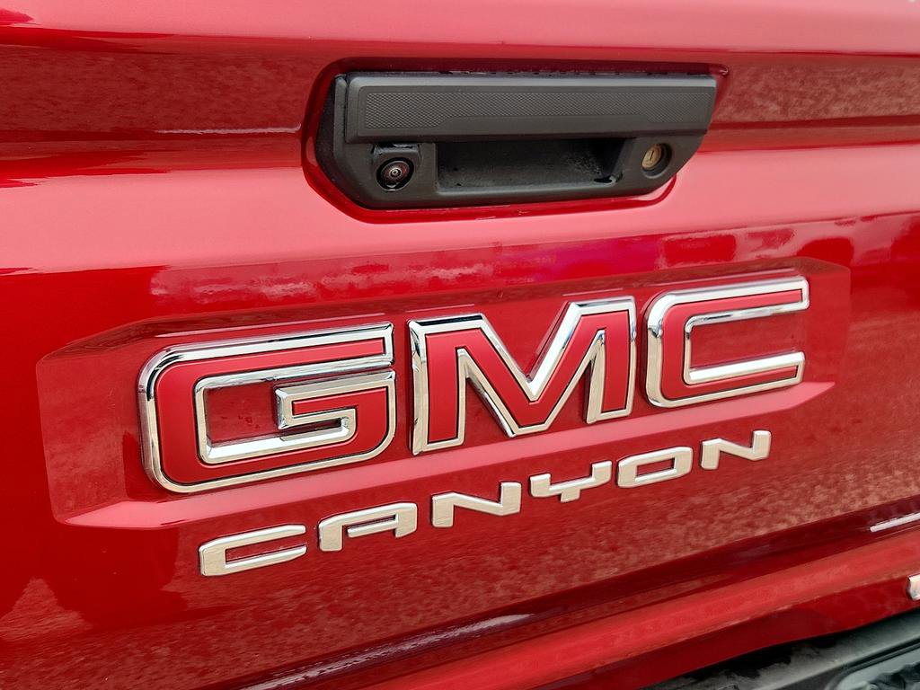 Used 2026 GMC Canyon Elevation w/ Convenience Package image 24