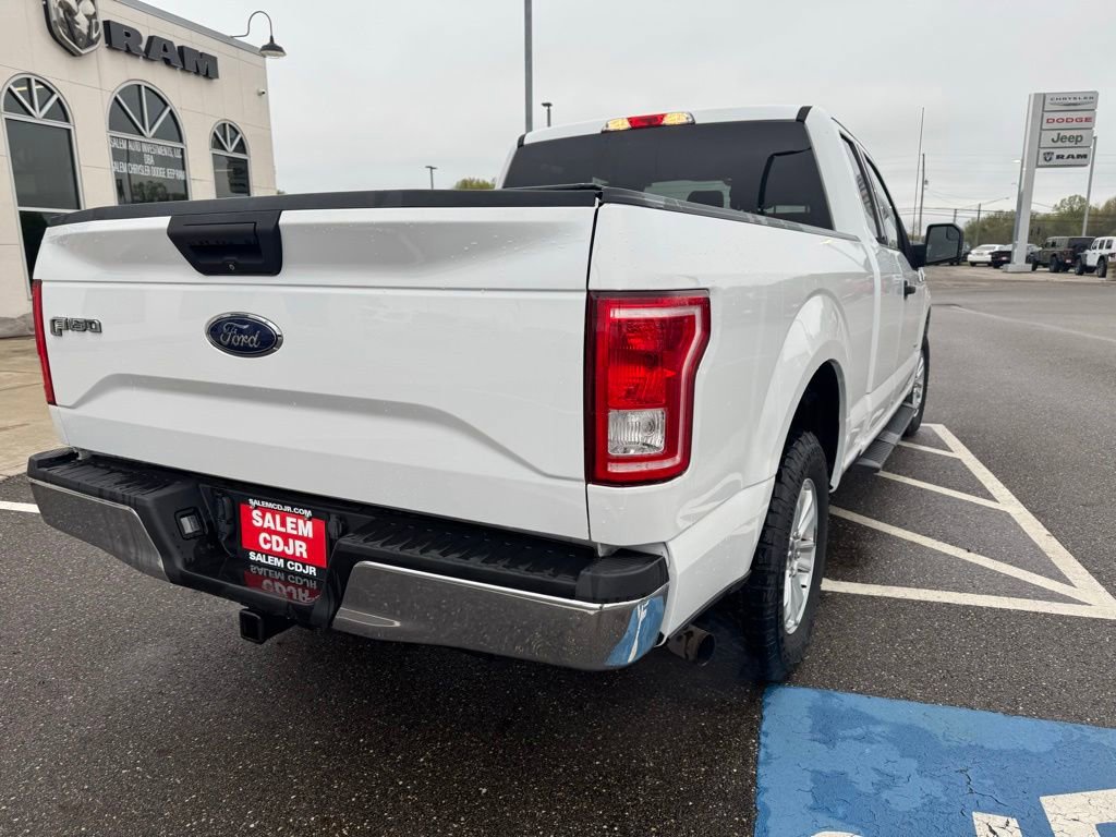 Used 2015 Ford F150 XLT w/ Equipment Group 301A Mid RWD image 9